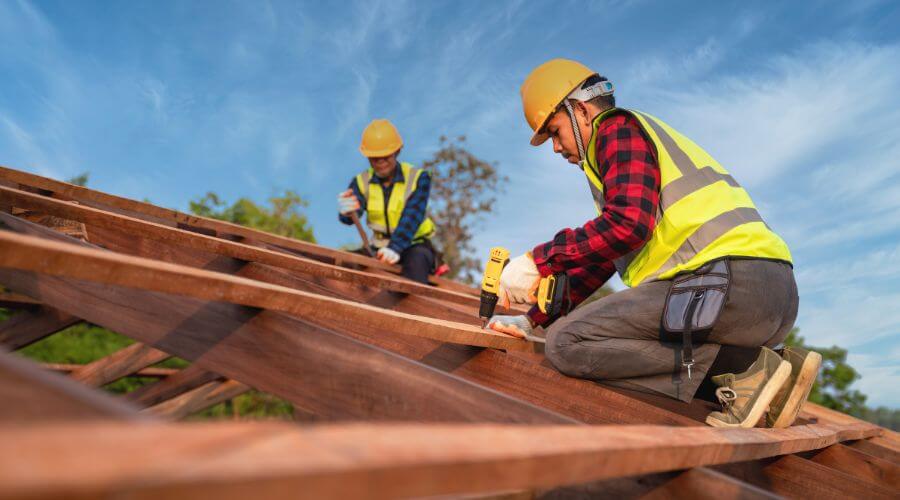 Professional Flat Roofing Installation services in Laura, IL